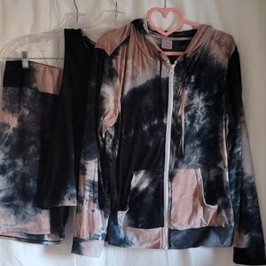 Women's Junior's EUC 3 Piece No Boundaries Hoodie,Crop Tank Top, & Biker…